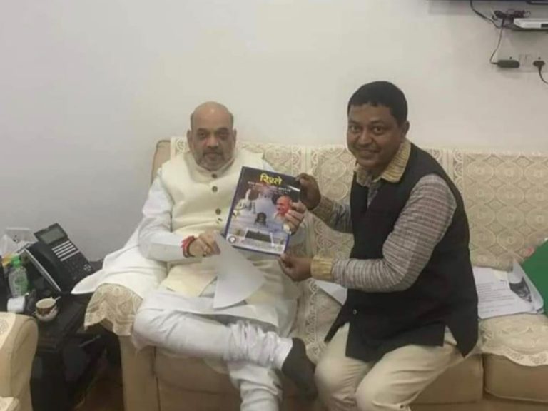 दो सरहदों की दूरियां मिटा रहे कलमकार की कहानी
